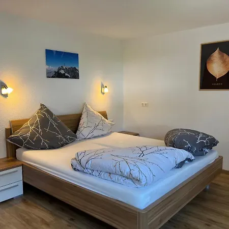 Steffi Apartment Stumm